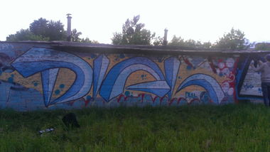 Graffiti Wall in Moscow - Photo by Dial - dial