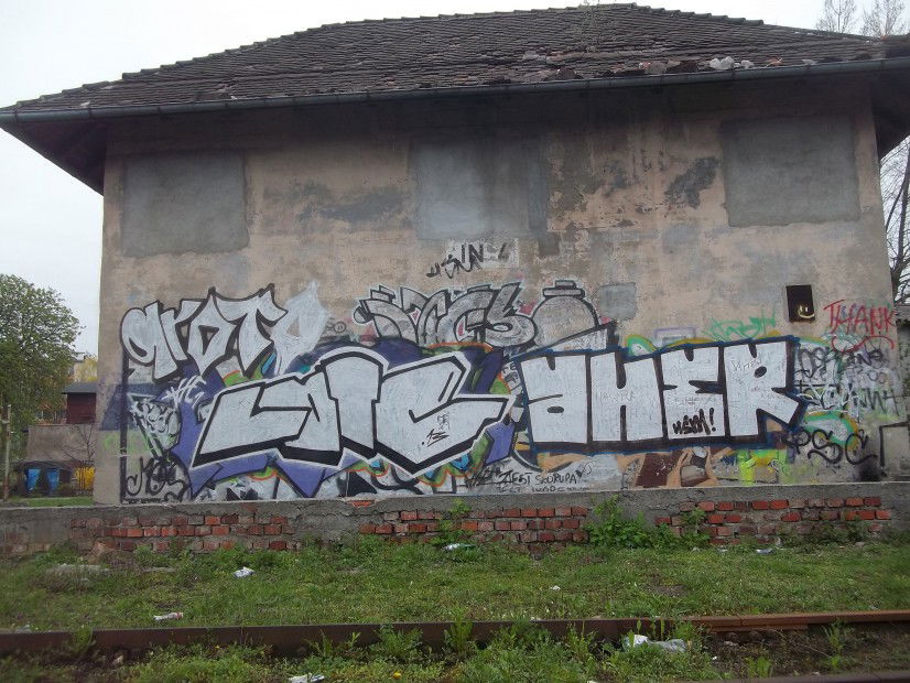 Graffiti Bombing - Photo by Dicit - late, dicit, aher (2013)