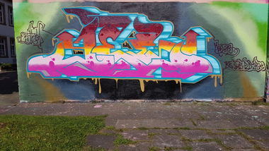 Graffiti Wall - Photo by DieKeule - Jee, 613, bts (2017)