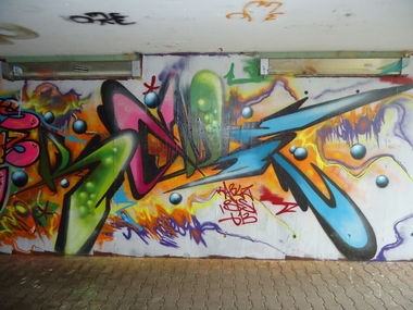 Graffiti Wall - Photo by DieKeule - Karl, Karlz, BTS