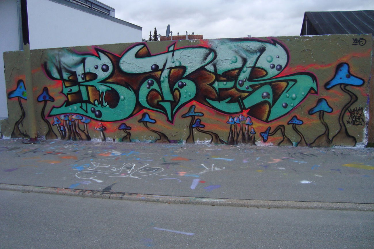 Graffiti Wall - Photo by DieKeule - Rottweil, BTS