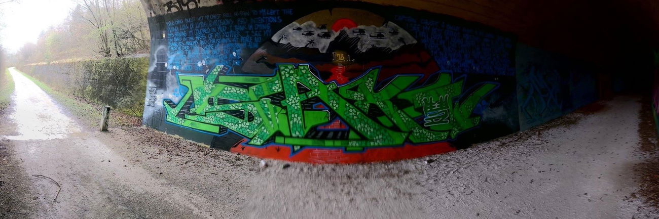 Graffiti Wall in Gosheim - Photo by DieKeule - sakon, BTS (2016)