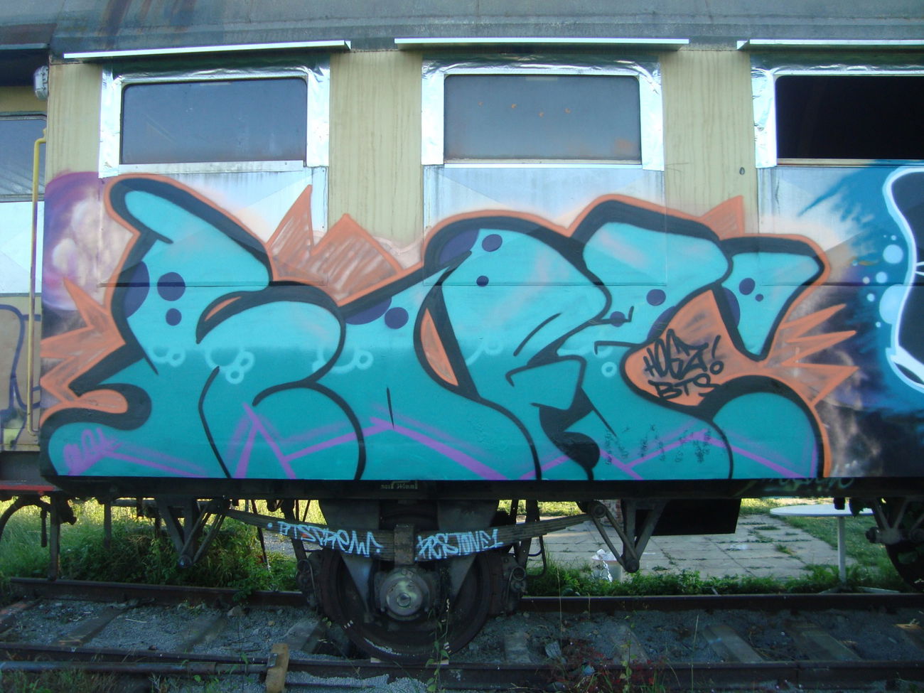 Graffiti Train - Photo by DieKeule - BTS, Dr.Hoez, Hoez