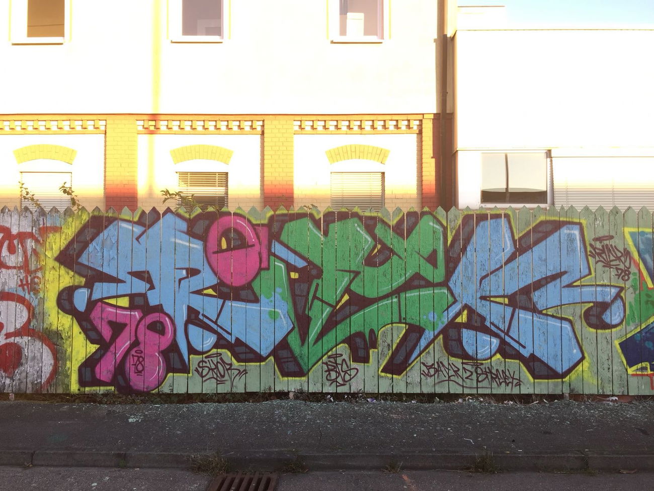 Graffiti Wall - Photo by DieKeule - Rick, bts