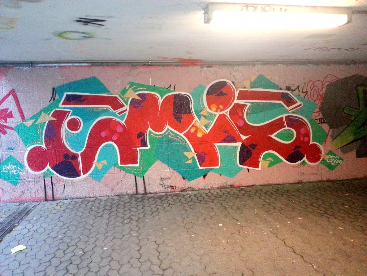 Graffiti Wall in Dortmund - Photo by Diggensack - EMIS, DIPSO (2013)