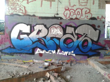 Graffiti Wall - Photo by Diggidi - great (2014)