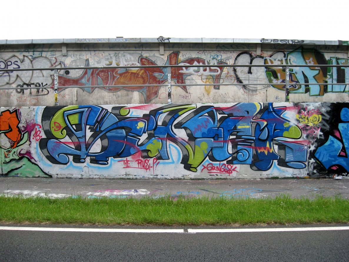 Graffiti Wall in Monheim am Rhein - Photo by DinarUno - Dinar, Uno, Dinar (2013)