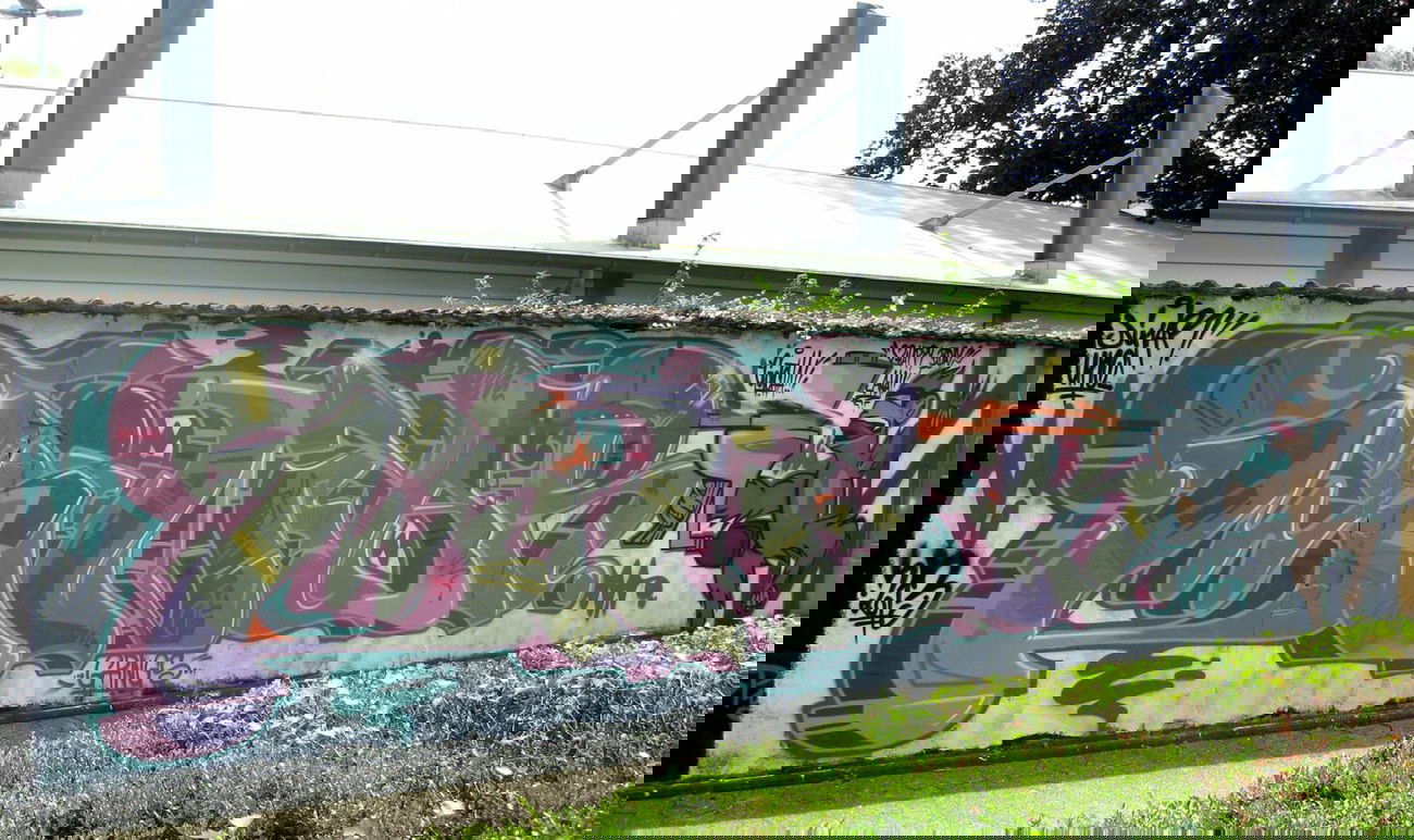 Graffiti Wall in Hilden - Photo by DinarUno - DinarUno, Dinar, Dinar (2013)