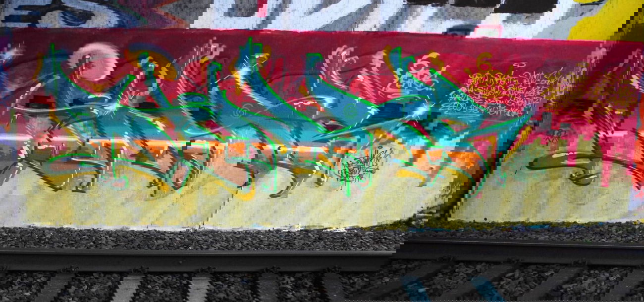 Graffiti Wall - Photo by DinarUno - Dinar, Dina, DinarUno (2014)