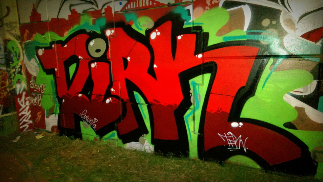 Graffiti Wall in Warsaw - Photo by DirkOne - Dirk, TFR (2016)