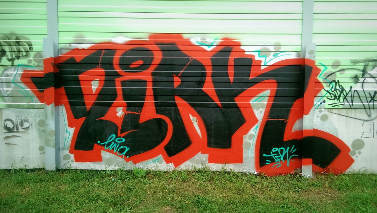 Graffiti Wall in Warsaw - Photo by DirkOne - Dirk, TFR (2016)