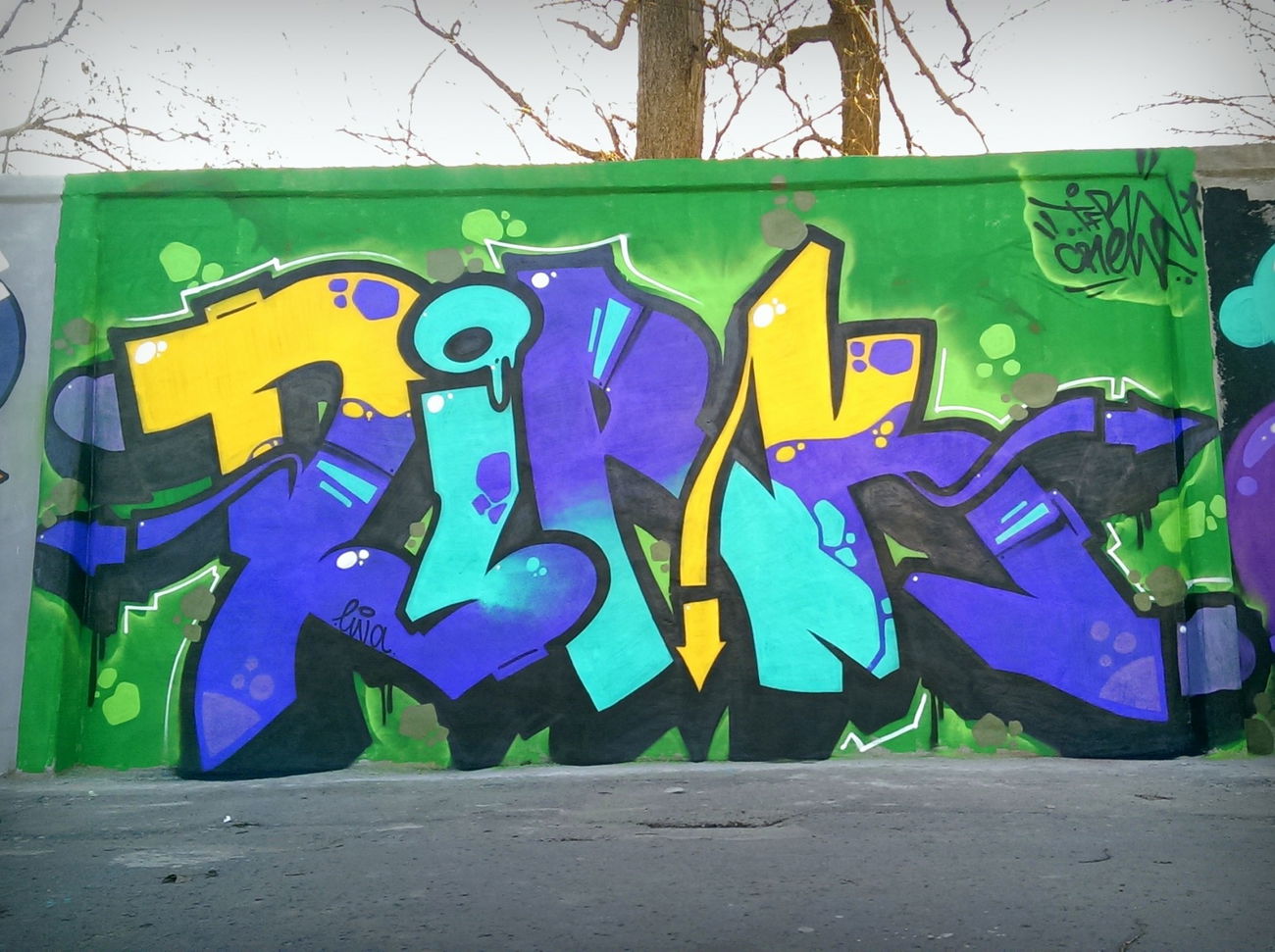 Graffiti Wall in Warsaw - Photo by DirkOne - Dirk, TFR (2017)
