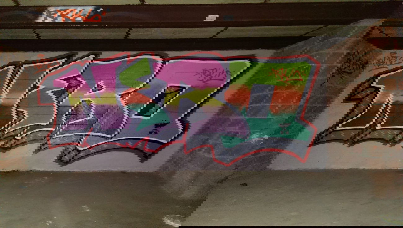 Graffiti Bombing in Erfurt - Photo by DirtyLinez - Nero_One (2014)