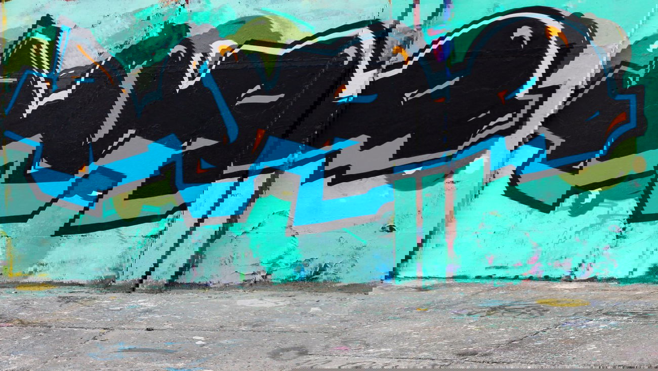 Graffiti Wall - Photo by DirtyMonk - beso, graffiti, vilnius (2015)