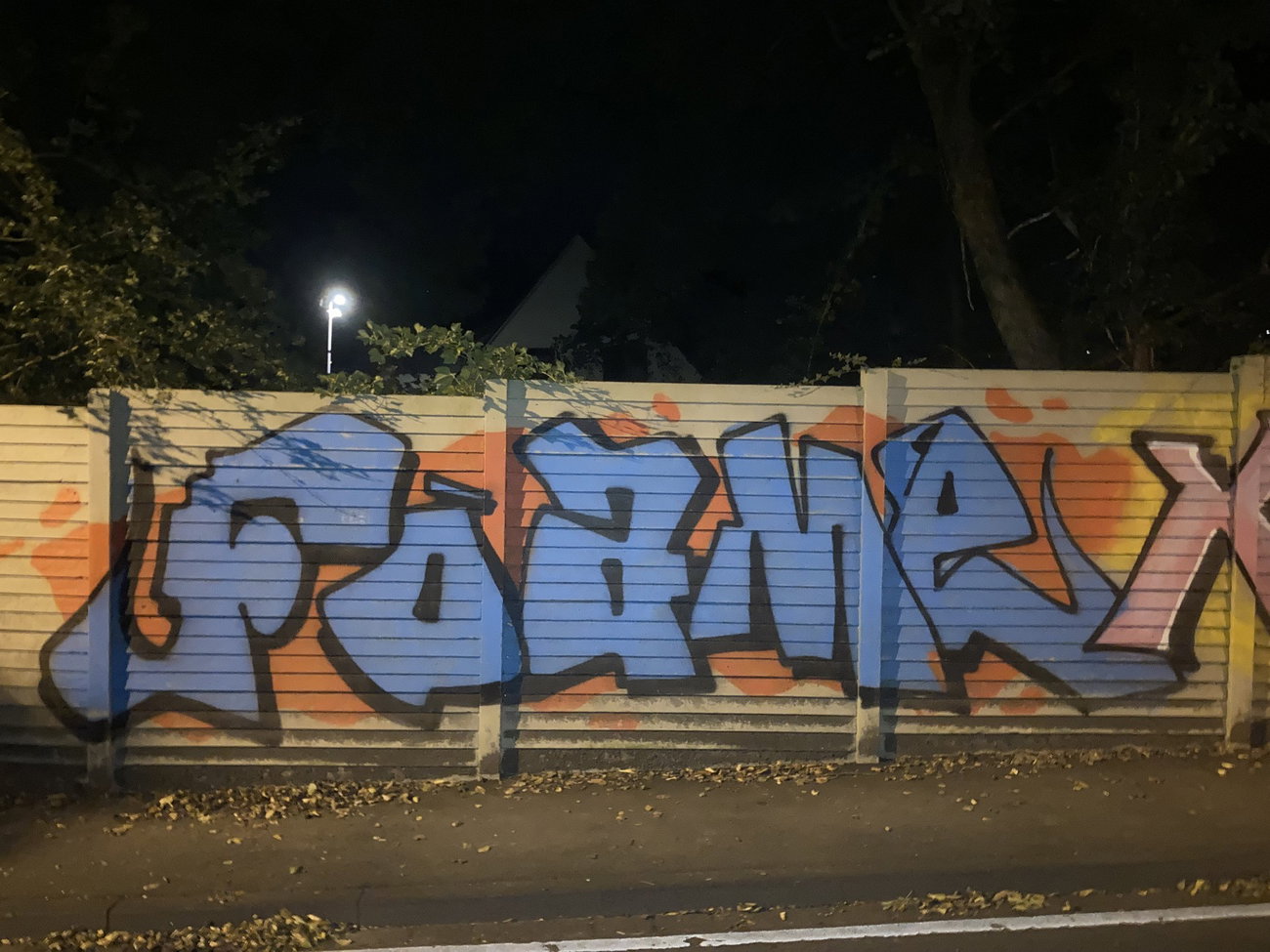 Graffiti Bombing in Solingen - Photo by DisgoPolo - foame, imb (2018)