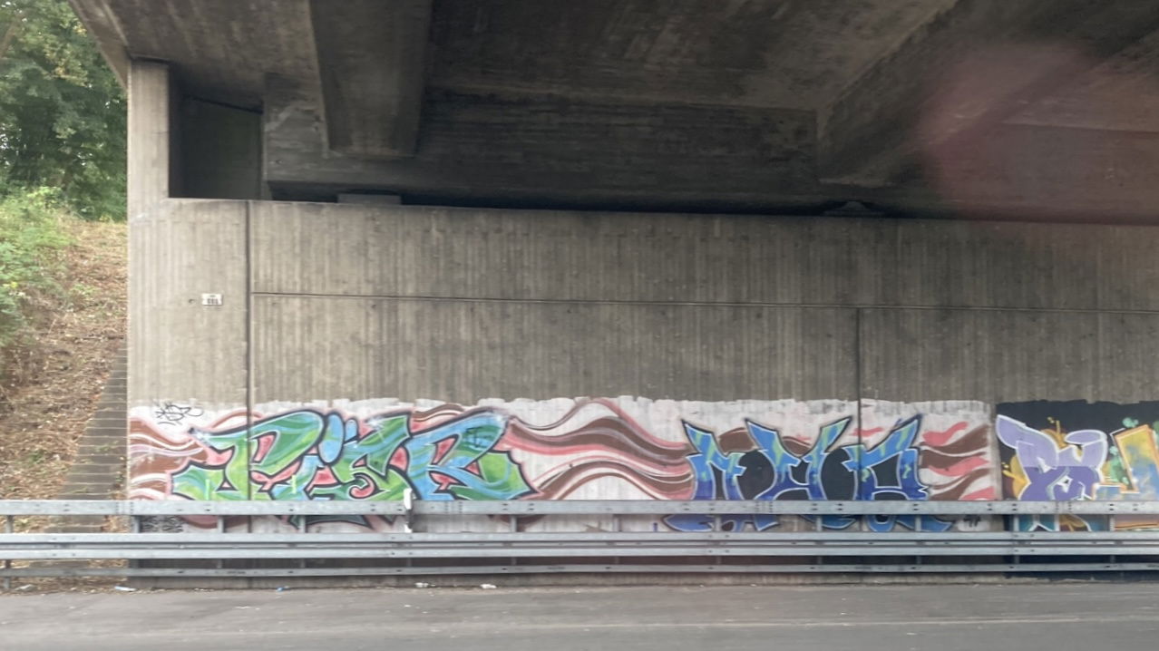 Graffiti Wall in Koeln - Photo by DisgoPolo - pisr, ohr