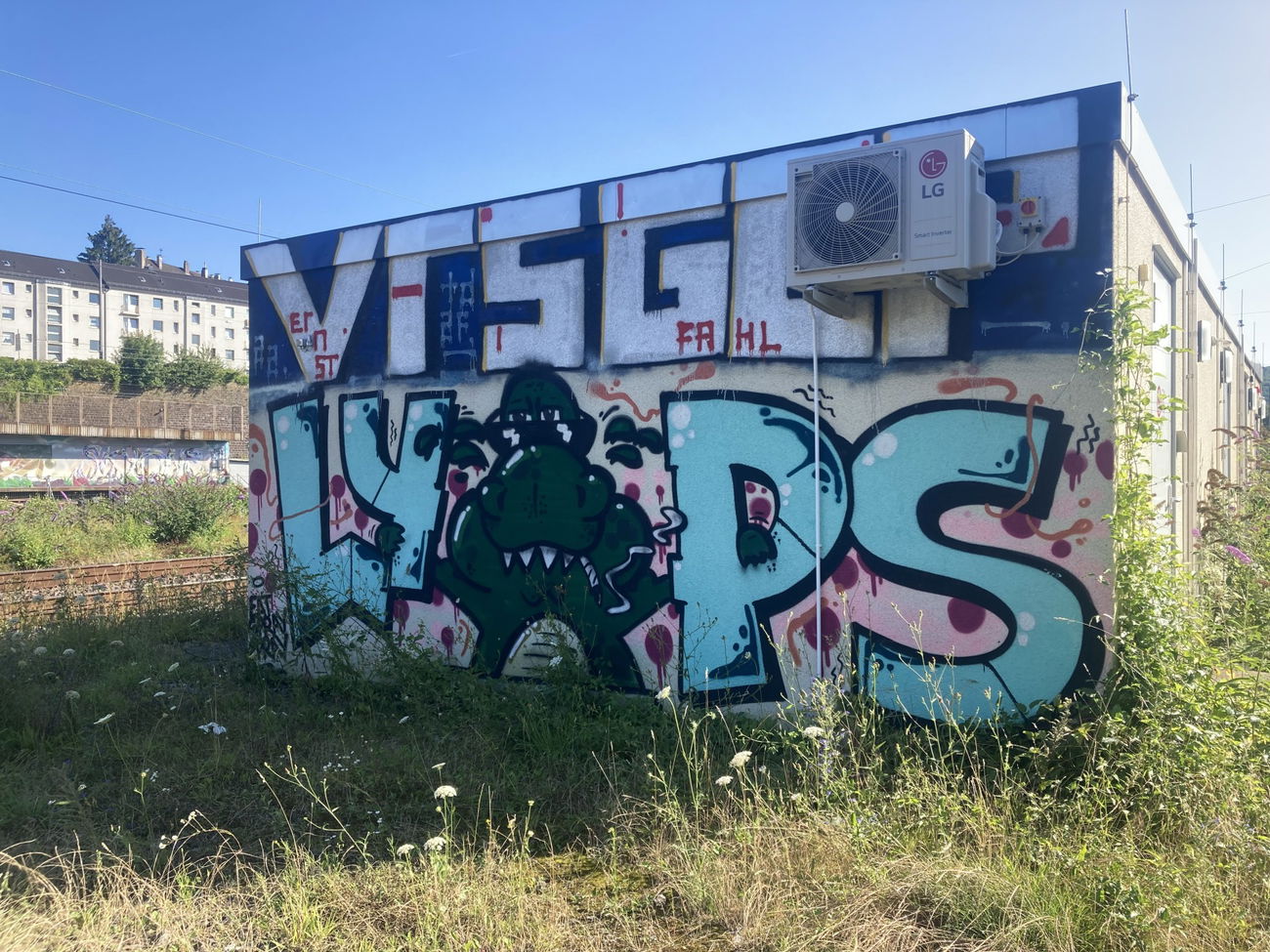 Graffiti Wall in Wuppertal - Photo by DisgoPolo - lyp, vrs, gcp