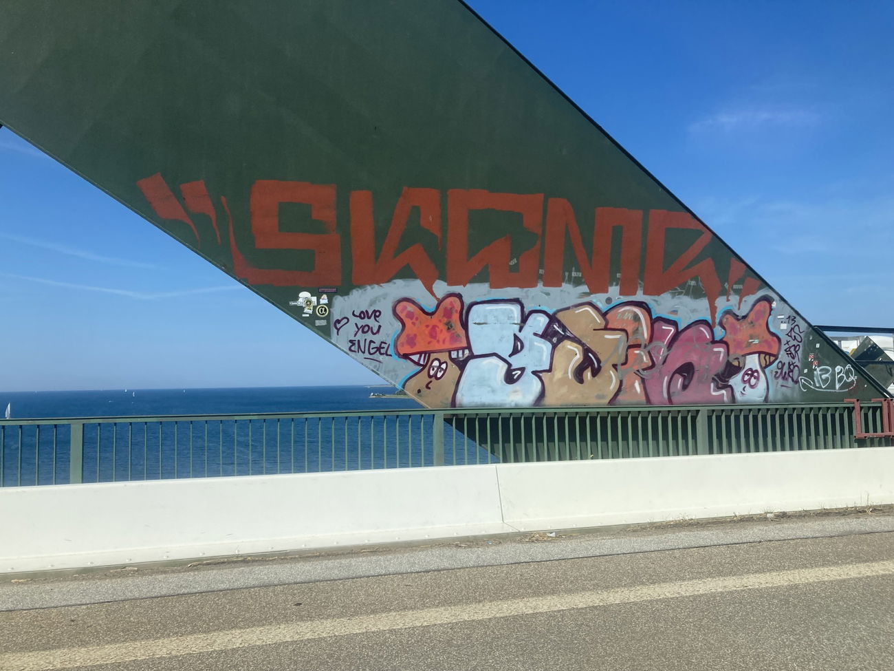 Graffiti Wall - Photo by DisgoPolo - gwin, puttgarden