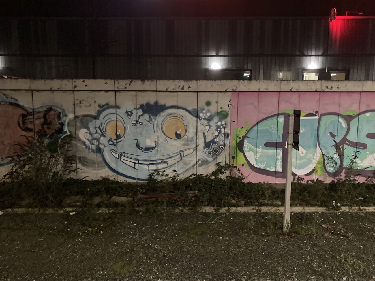 Graffiti Wall in Düsseldorf bilk bf - Photo by DisgoPolo - blueminded, cops