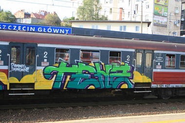 Graffiti Street Art - Photo by Dobraidelo