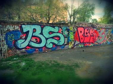 Graffiti Wall - Photo by Dobro