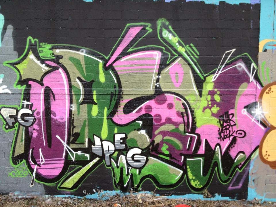 Graffiti Wall in Dusseldorf - Photo by Doedelup - orsm, jpeg (2013)