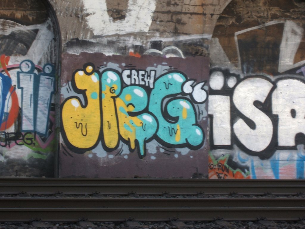 Graffiti Bombing - Photo by Doedelup - jpeg