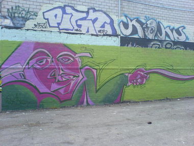 Graffiti Wall in Dusseldorf - Photo by Doedelup - Düsseldorf, Kopp