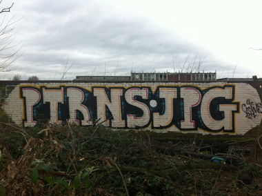 Graffiti Wall in Dusseldorf - Photo by Doedelup - Patrones, jpeg