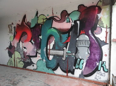 Graffiti Wall - Photo by Doggy - rebus, graffiti