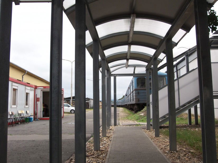 Graffiti Artwork in Budapest - Photo by Donszkoj - metro, U-bahn, subway.budapest