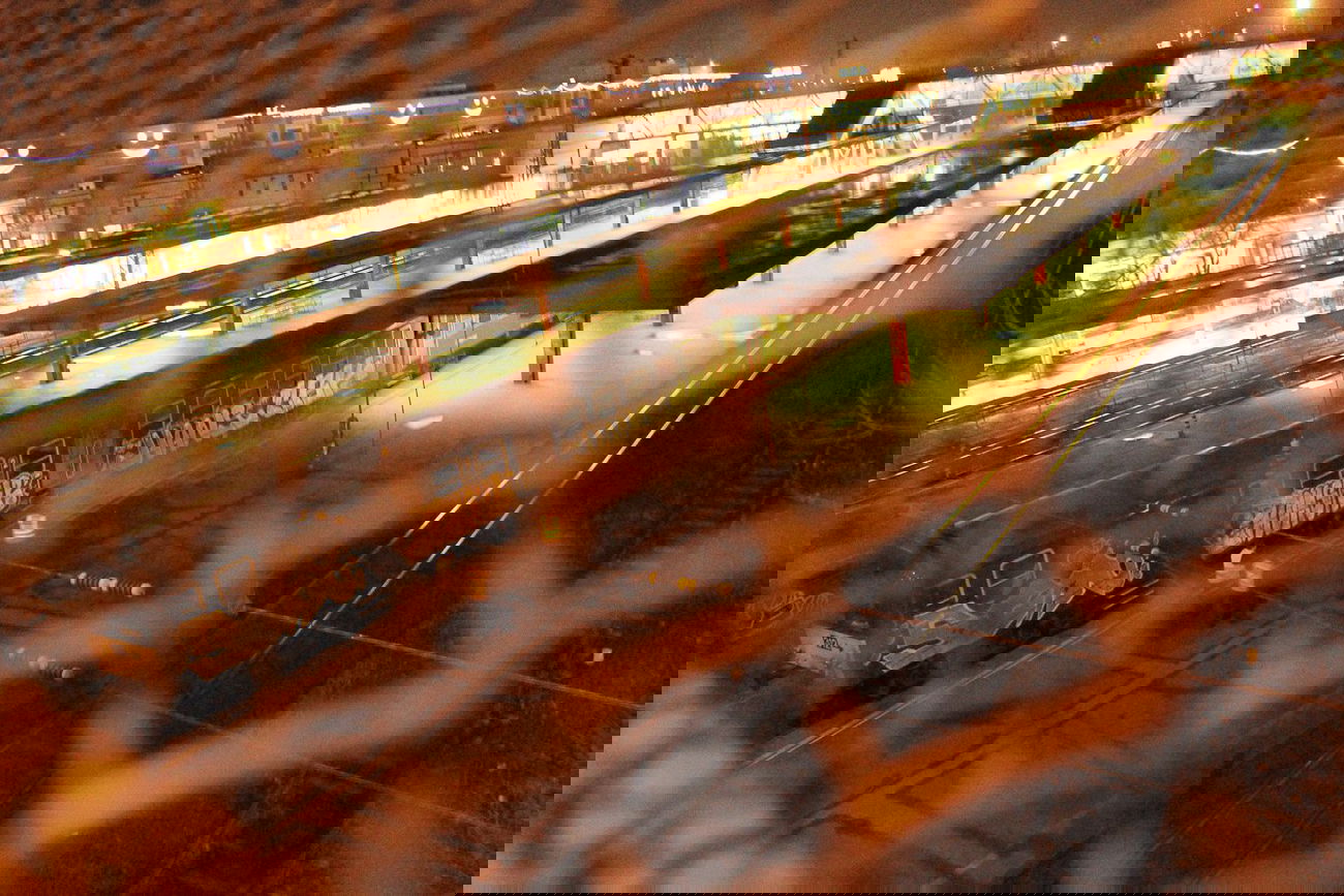 Graffiti Train - Photo by Donszkoj - seto, monster, hans (2013)