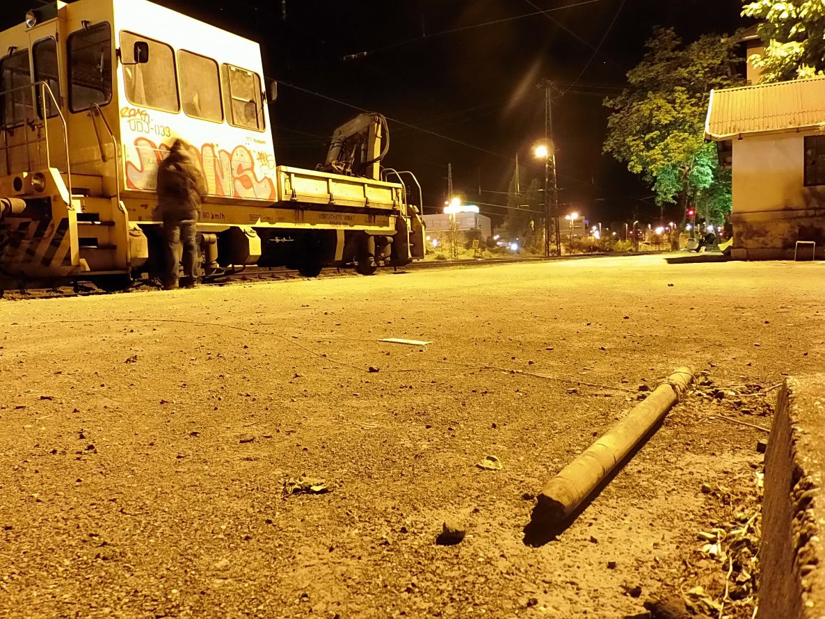 Graffiti Train in Budapest - Photo by Donszkoj - yellow, car, service (2014)