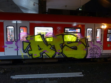 Graffiti Train in Dusseldorf - Photo by DoppelWhopper - ATS (2013)