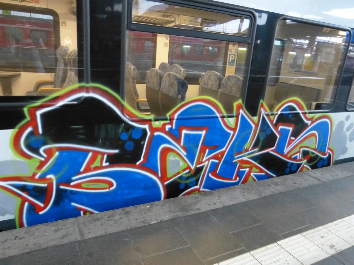 Graffiti Wall - Photo by DoppelWhopper