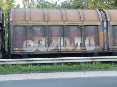 Graffiti Train in Dusseldorf - Photo by DoppelWhopper - BARTO