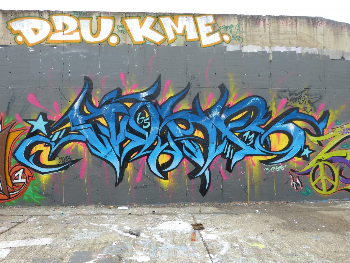 Graffiti Wall in Berlin - Photo by DoppelWhopper - Hall, Berlin (2013)