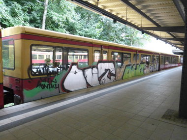 Graffiti Train in Berlin - Photo by DoppelWhopper - OUT (2013)