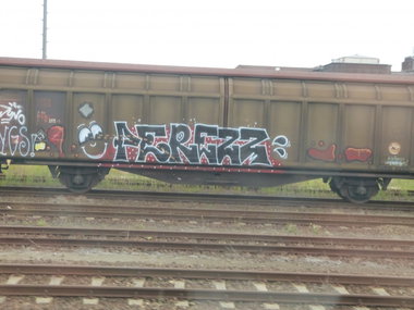 Graffiti Train - Photo by DoppelWhopper - Perezz, JBCB, Freight (2013)