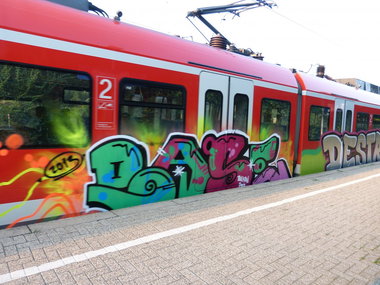 Graffiti Train in Dusseldorf - Photo by DoppelWhopper - Raser (2013)