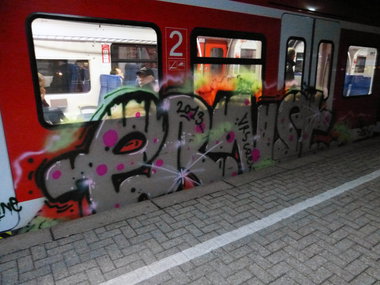 Graffiti Train in Dusseldorf - Photo by DoppelWhopper - ernst, s8 (2013)