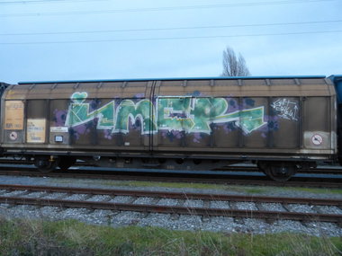 Graffiti Train in Dusseldorf - Photo by DoppelWhopper - imer, shit, crew (2013)