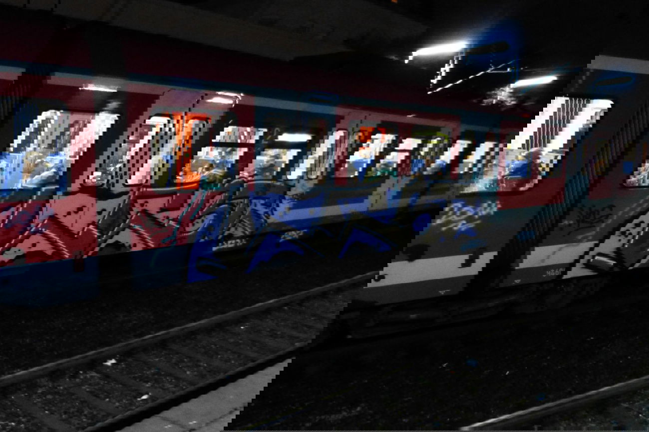 Graffiti Train in Dusseldorf - Photo by DoppelWhopper - lebt (2014)