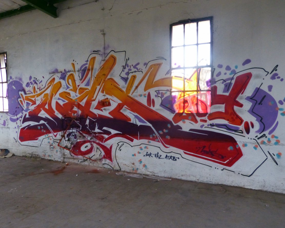 Graffiti Wall in Dusseldorf - Photo by DoppelWhopper - Bad, Boy, GVK (2013)