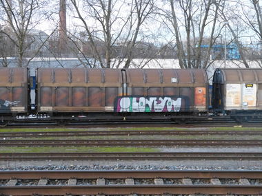 Graffiti Train in Dusseldorf - Photo by DoppelWhopper - ILOVEYOU, ILY, freight