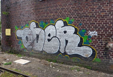 Graffiti Wall - Photo by DoppelWhopper - oder (2012)