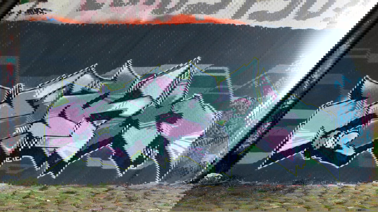 Graffiti Wall - Photo by DoppelWhopper - work (2014)