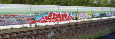 Graffiti Wall - Photo by DoppelWhopper - AINS, FH (2012)