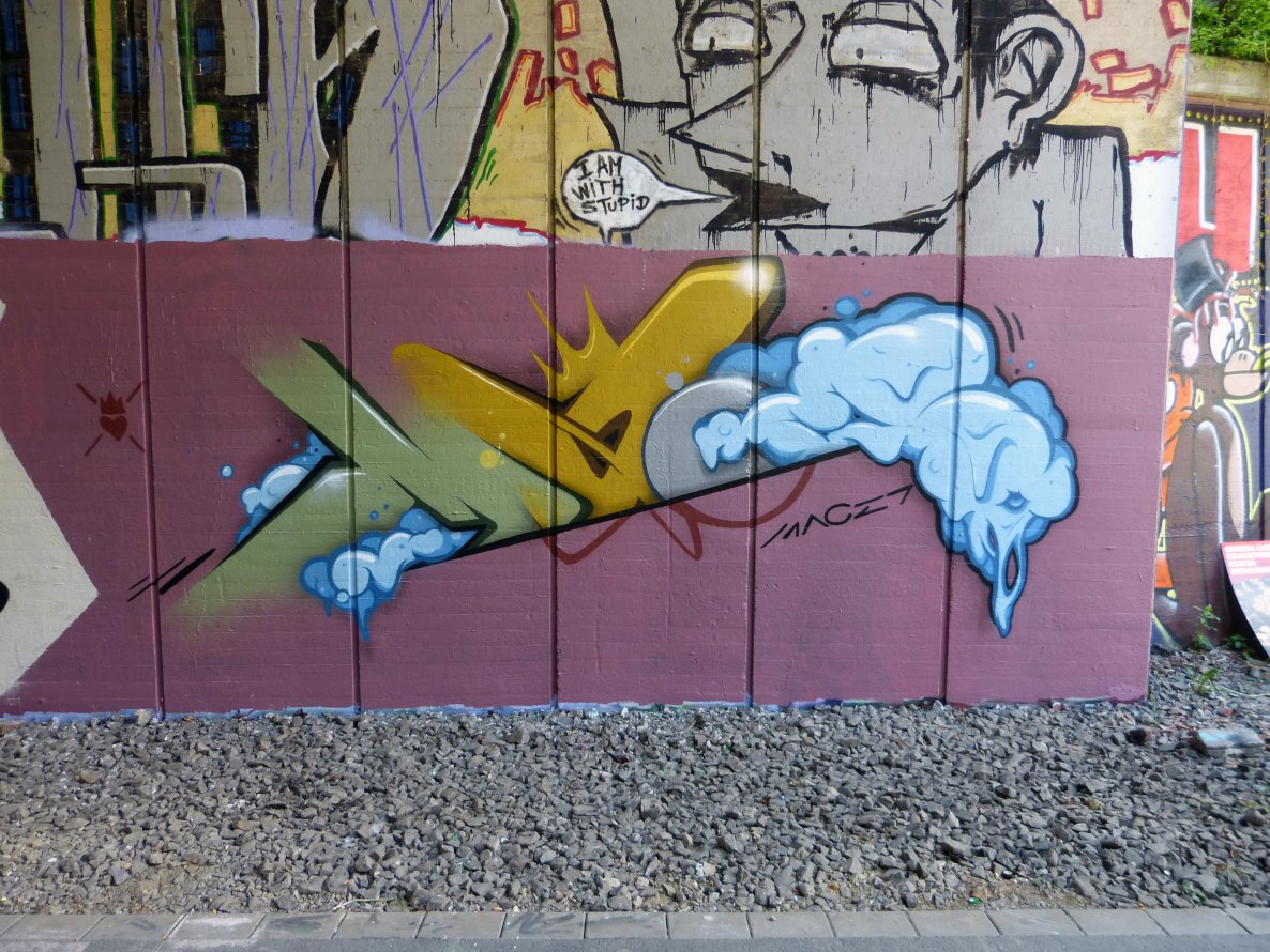 Graffiti Wall - Photo by DoppelWhopper - Mace7, Mace (2014)