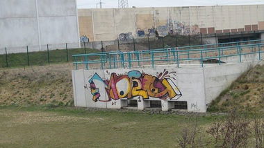 Graffiti Bombing - Photo by Dorfseufer69 - MORE